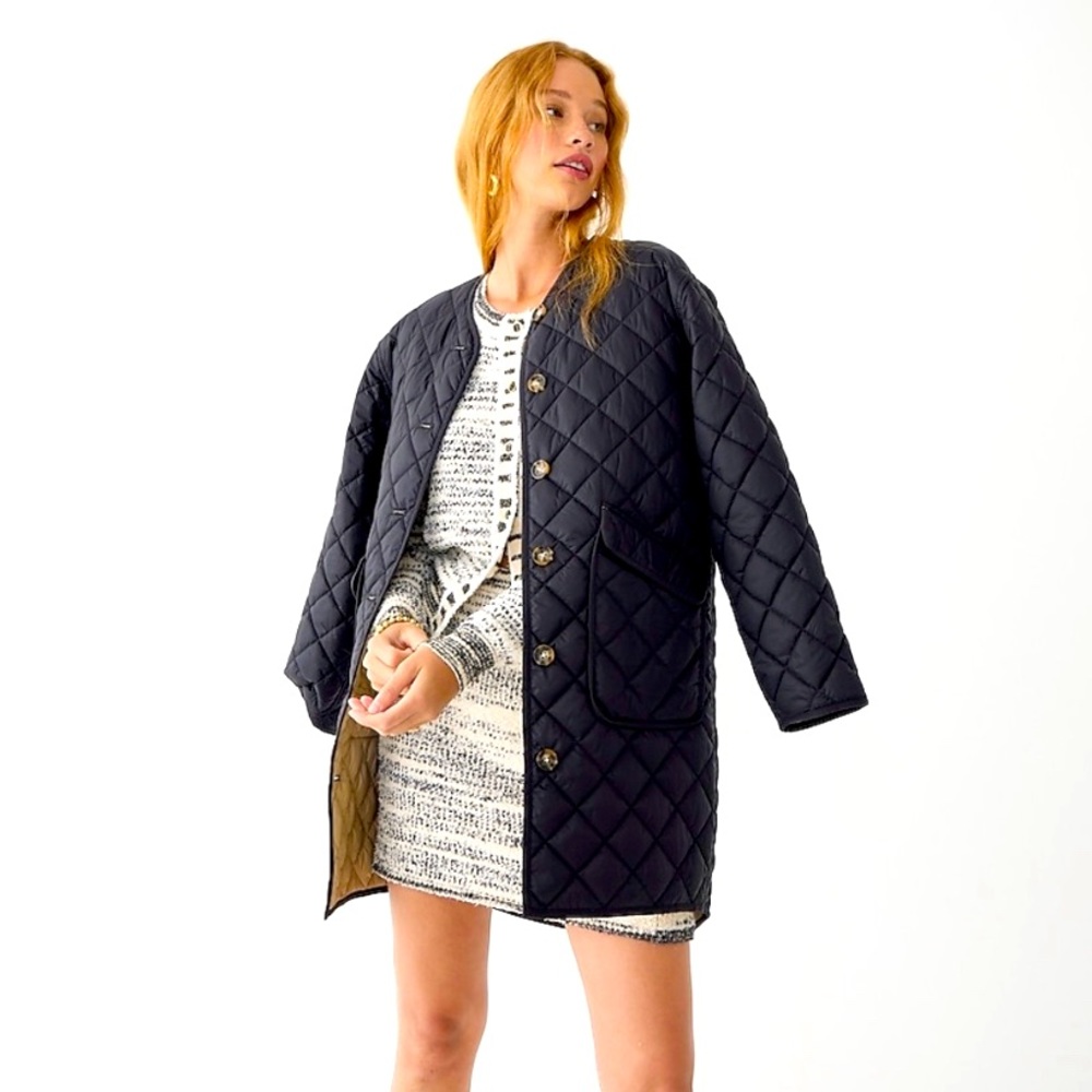 J CREW REVERSIBLE GREENWICH QUILTED JACKET BLACK SAND - Large with belt